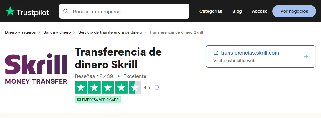 Página de trustpilot con la calificación de Skrill